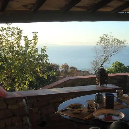 Hébergement de vacances Elba Stunning Sea View Private Peaceful *